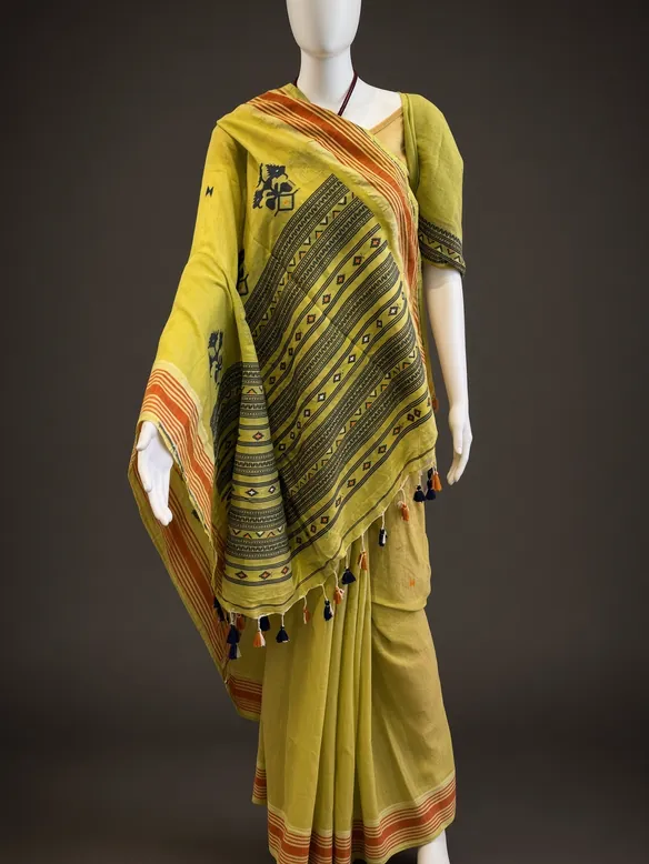Olive Handloom Cotton Saree — the piece